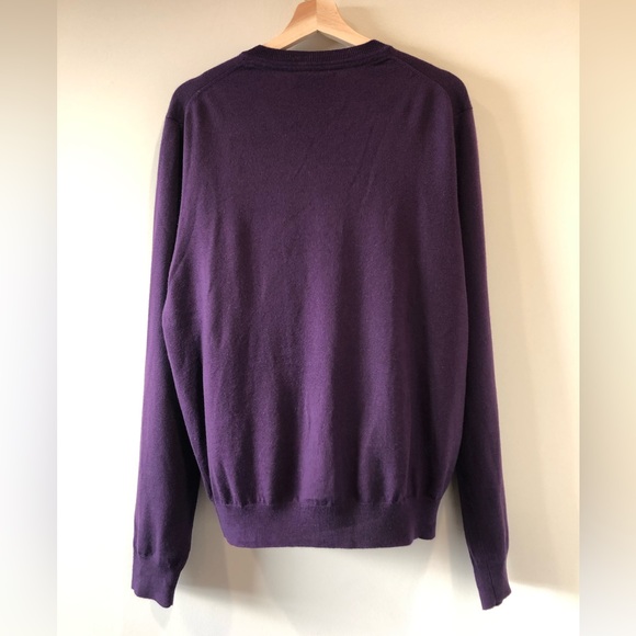 Bloomingdale’s - The Men’s Store - V-Neck Merino Sweater - L - Picture 3 of 9